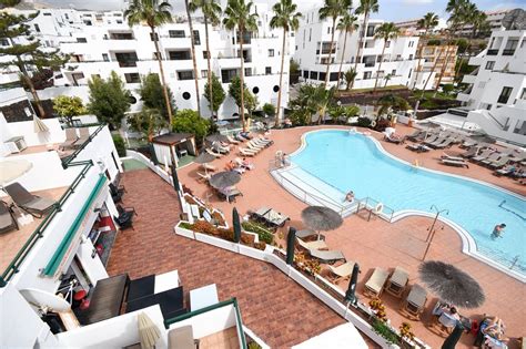 There is also a living area with satellite tv, and wifi is available for a surcharge in public. Sunset Bay Apartments - UPDATED 2020 - Holiday Rental in Playa de las Americas - Tripadvisor