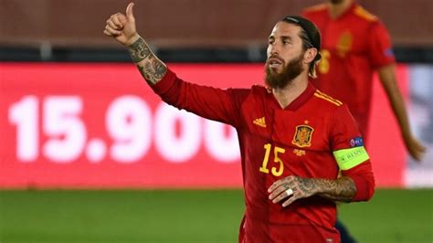 O zagueiro sergio ramos é a grande ausência na lista de convocados da espanha para a eurocopa 2020. Sergio Ramos une a España | España - Alemania