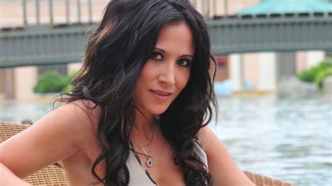 Belle femme nue mature language:fr. Fabienne Carat (Plus belle la vie) poste une photo d'elle ...