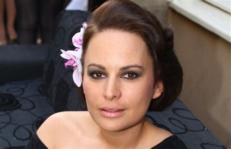 Filmografia, nagrody, biografia, wiadomości, ciekawostki. Jitka Čvančarová je maminkou, porodila holčičku - iDNES.cz