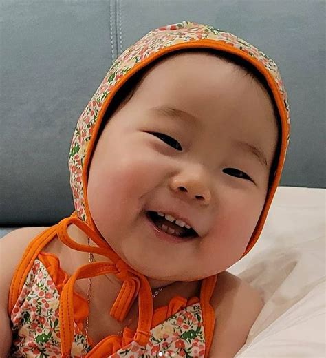▶서울대 재학생들의 어머니는 전업주부 비율이 높았고 '소예맘' 박슬기, 열정의 아이콘→이제는 치맛바람? - 강성은 ...