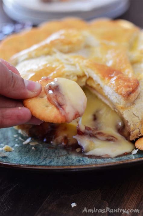 Beat egg and brush on top. How To Make Baked Brie in Puff Pastry (en Croute) | Amira ...