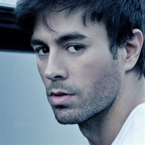 Entdecke rezepte, einrichtungsideen, stilinterpretationen und andere ideen zum ausprobieren. Enrique Iglesias Jennifer Love Hewitt Mb3 - Name:enrique ...