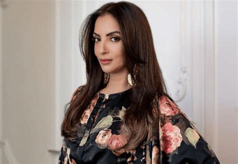 Seema jaswal (born january 28, 1985) is famous for being tv show host. Seema Khan Height, Weight, Net Worth, Age, Birthday ...