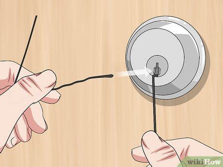 Born to be wild (4.28) How to Open a Locked Door with a Bobby Pin: 11 Steps