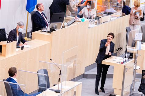 Lange haare schöne haare superlange haare frisuren haare haare pflegen. Emotionale Debatte über Corona-Gesetze im Nationalrat ...