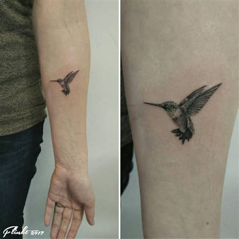 A work of art, it. A tiny realistic hummingbird by Francine Launspach (IG ...