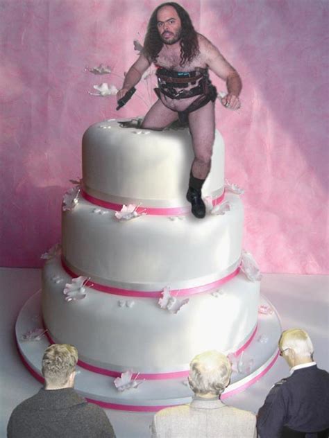 Promised to have a stripper popping out of a cake upon my bff's return. Jaeger is jarig! - Scholieren.com forum