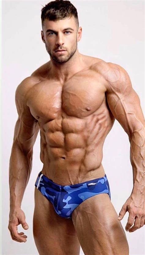 If you love muscle men and bodybuilders, then you are going to love this site! Bodies men & اجسام رائعة image by Abbas Sameer | Man ...