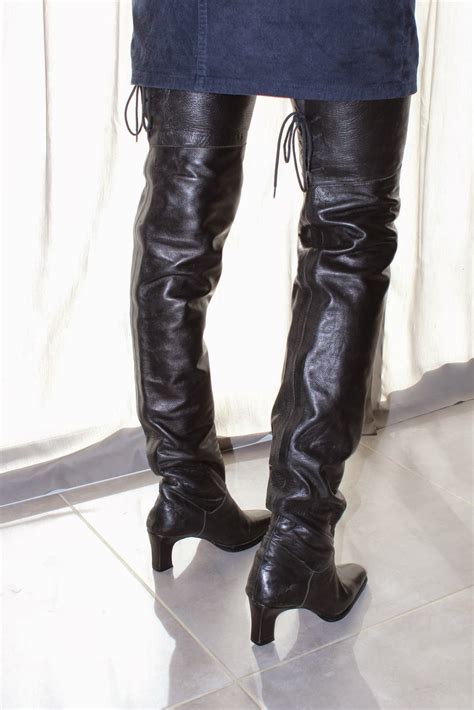 Cuissarde en simili cuir noir. *boot.e.cuir: Cuissardes "Made in France" Noir 36,5 > 149€