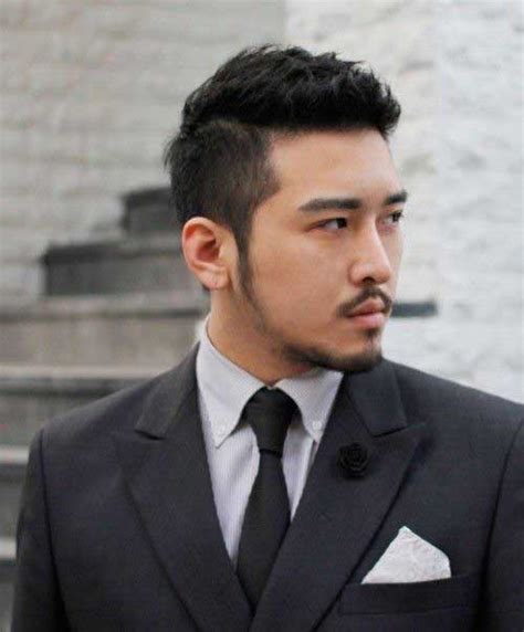 Considering rocking a set of man braids in your mane? coupe de cheveux homme asiatique - Coupe pour homme