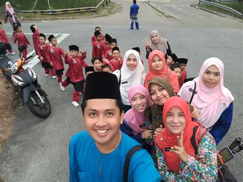 Food, travel, technology and rant. Blog Cikgu Zahidi: (Sekolah) Perarakan Maulidur Rasul 2019