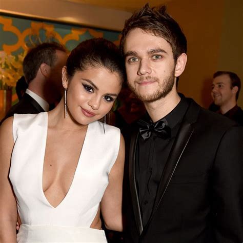 Photos, family details, video, latest selena marie gomez is an american actress who became popular after the role in the teenagers. Selena Gomez neuer Freund: Ist DJ Zedd der neue Freund von ...
