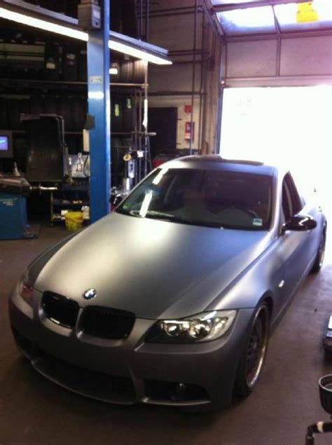 In diesem tutorial zeigen wir kfz tutorial bro´s euch, wie man schritt für schritt die nieren (ziergitter) bei einem bmw e90 e91. E90 M3 Umbau  3er BMW - E90 / E91 / E92 / E93  "Limousine" - Tuning - Fotos - Bilder - Stories