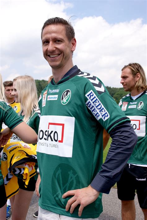 Sehen sie alle klassischen trikots von sv ried im football kit archive. Sv Ried Trikot : Sv Ried Weg Fussball Trikots 2005 2006 ...