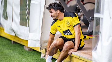 Das talent kämpft sich beim bvb zurück, beendet seine karriere aber 2019 doch. Mats Hummels (BVB) spricht über Heilungsverlauf und ...