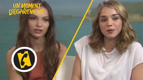 A remake of the 1977 film un moment d'égarement.two friends bring their daughters with them on a beach vacation and find themselves in an awkward situation. Lola Le Lann et Alice Isaaz en plein "moment d'égarement ...