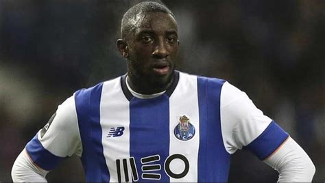Explore tweets of moussa marega @marega91 on twitter. FCP. Marega abandona campo depois de insultos racistas