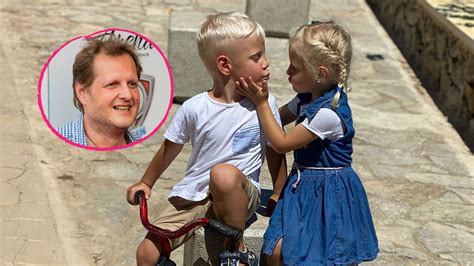Einen kleinen einblick gab danni büchner jetzt in einem interview in einer sondersendung von „prominent auf vox. "Wäre stolz auf euch": Jens Büchners Twins werden heute ...