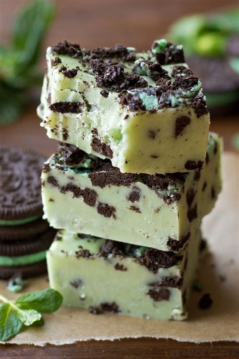 Stir in the food coloring and peppermint extract. Mint Cookies & Cream Fudge - Life Made Simple