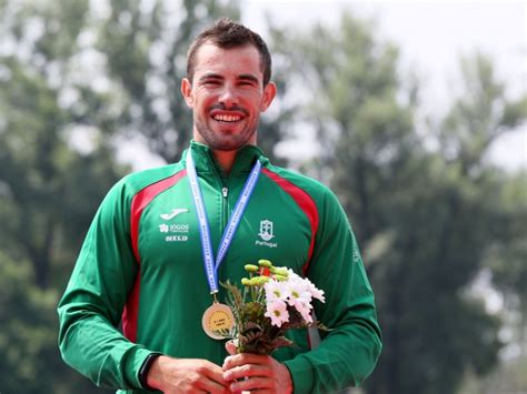 Fernando pimenta est un kayakiste portugais pratiquant la course en ligne, né le 13 août 1989 à ponte de lima. European Canoe Association