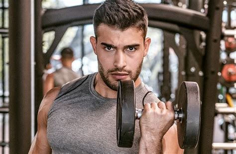 Interesting facts about sam asghari family. Sam Asghari Bio, Net Worth, Age, Dating, Girlfriend, Family Life, Model, Height, Nationality, Facts