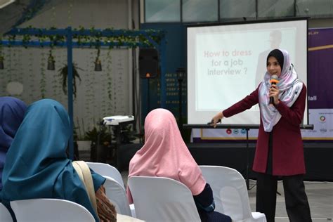 Prinsip etika perniagaan di syarikat. Etika Berpakaian Semasa Temuduga - Awaken Training ...