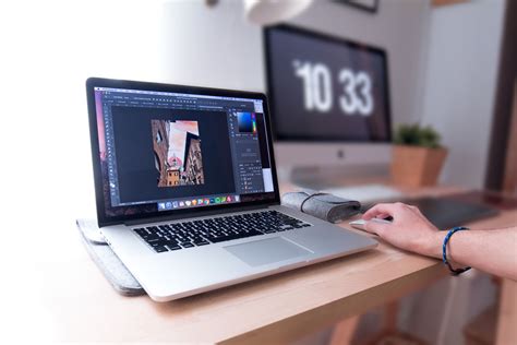 If you're an ecommerce entrepreneur who is running your online store with a relatively low budget then it's critical that you. 10 Free Image Hosting Sites for Your Photos