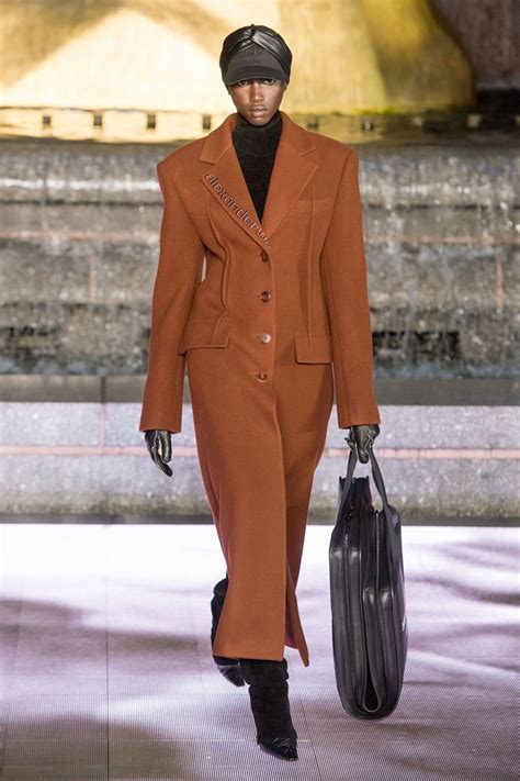 And he redefines a new definition of workwear, perfect for the work hard, play hard quality of the wang woman and man. Alexander Wang's Latest Runway Show 'COLLECTION 1 2020 ...