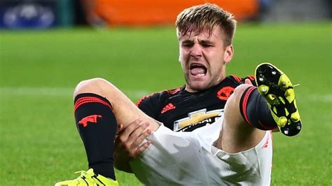 Luke shaw is an english footballer who plays for manchester united. Manchester United's Luke Shaw breaks leg in Champions ...