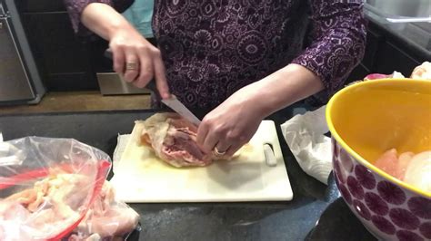 May 20, 2020 · people are amazed by this mom's easy trick for removing chicken tendons. How to Remove Chicken Breast From the Bone - YouTube