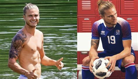 Free and private instagram story viewer. Yakışıklı Futbolcu Rurik Gislason Bu Pozlarıyla Tek Günde ...