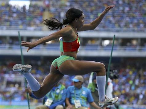 Patrícia mamona, registou 14,37 metros no concurso de triplo salto do 'meeting' de pádua, em itália, ficando no 4º lugar, atrás de yulimar rojas (14,87), da cubana liadagmis povea (14,64) e da espanhola ana peleteiro (14,47). Pin on Ladies