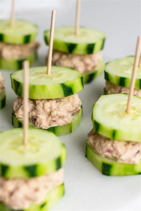 Replacing high calorie/high fat foods with lower fat/lower calorie choices is a great way to lose or maintain weight and build healthy lifetime habits. Tuna Cucumber Sandwiches | Recipe | Calorie free snacks ...