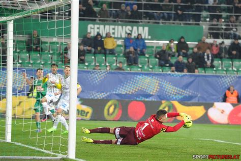 Sportklub rapid wien (german pronunciation: Rapid Wien - LASK 26.04.2017 - Sportpictures.at