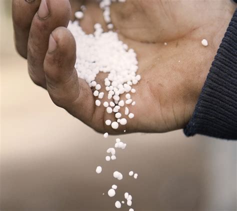 Hello we have requirement of urea 46 prilled for india as follows: Urea 46 0 0 Application Rate