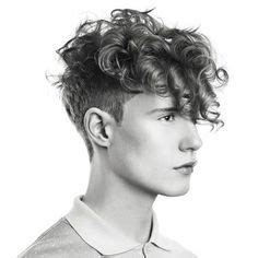 This curly two block haircut highlights those glorious ringlets. 18 Best Two Block Haircut images | Hairstyle ideas, Korean ...
