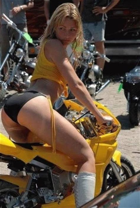 During world war ii, a select group of young women pilots became pioneers, heroes, and role models. Hot Girls on Bikes (25 pics)