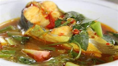 This pindang variant uses turmeric and chili pepper. Pindang Patin Palembang Paling Lezat, Ini Rahasia Tata Cara dan Proses Memasaknya - Sriwijaya Post