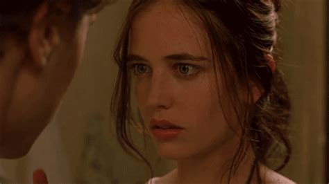 Welcome to the eva green subreddit. Eva Green (14 gifs)