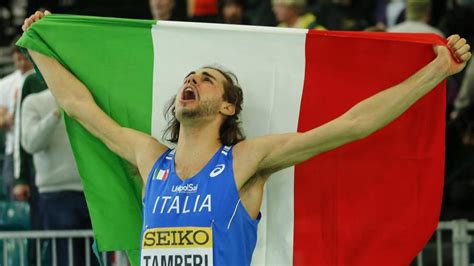 Le emozioni dell'atleta, alle olimpiadi come commentatore televisivo e tifoso. Gianmarco Tamberi è Campione d'Europa: CHE SPETTACOLO ...