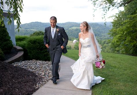 Jul 31, 2020 · west virginia's mountainous landscape is an outdoor paradise with adventures for all interests and experience levels. Amanda & Caleb in Morgantown, West Virginia