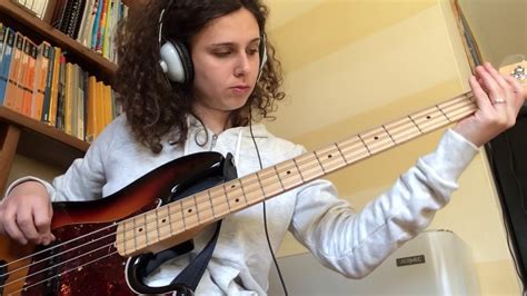 By using our website and our services, you agree to our use of cookies as described in our cookie policy. Sentivo l'odore - Carmen Consoli :: Bass Cover - YouTube