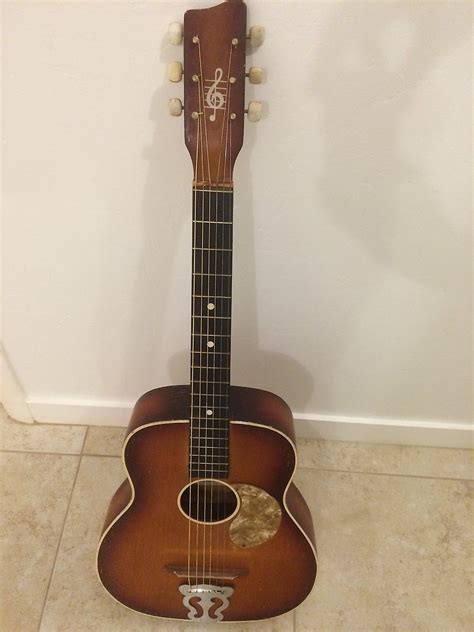 Especialmente (eeuu) (más pequeño) cockerel. Gallo Industries and Gallotone guitars South Africa - Jedistar