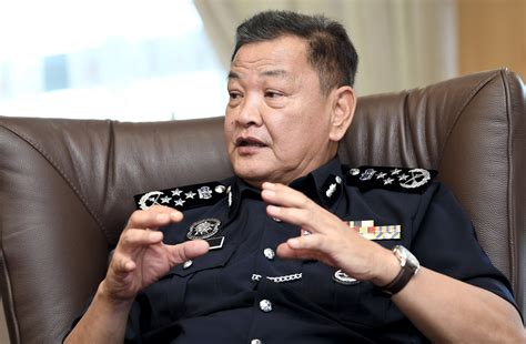 Datuk seri abdul hamid bador ketua polis negara ke 12. Corruption: Abdul Hamid determined to strengthen PDRM ...
