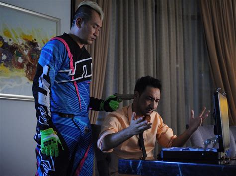 Fadil brought his own car and datuk yusof haslam will make another movie called 'abang long fadil 3'. cinema.com.my: "Abang Long Fadil 2" rakes in RM5 million!