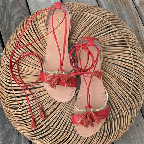 Petite mendigote fr has currently 4 deals & coupons on wadav.com that will help you to get discounts you wouldn't have imagined. La Femme › Chaussures › Petite Mendigote › Sandale Petite ...