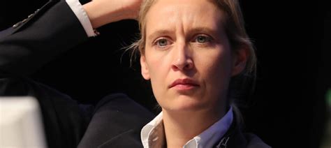 She's angry about germany's bailouts for greece. Alice weidel rechtes ohr. Wahre Fakten und Alice Weidels ...