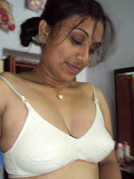 Desi indian is pounded hard by husband 15 min. Indian Mature Housewives Naked XXX Photos