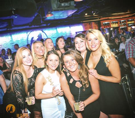 Party buses san antonio tx. Houston Bachelorette Party Ideas | Bachelorette Parties | Private Party Venues | Howl at the Moon